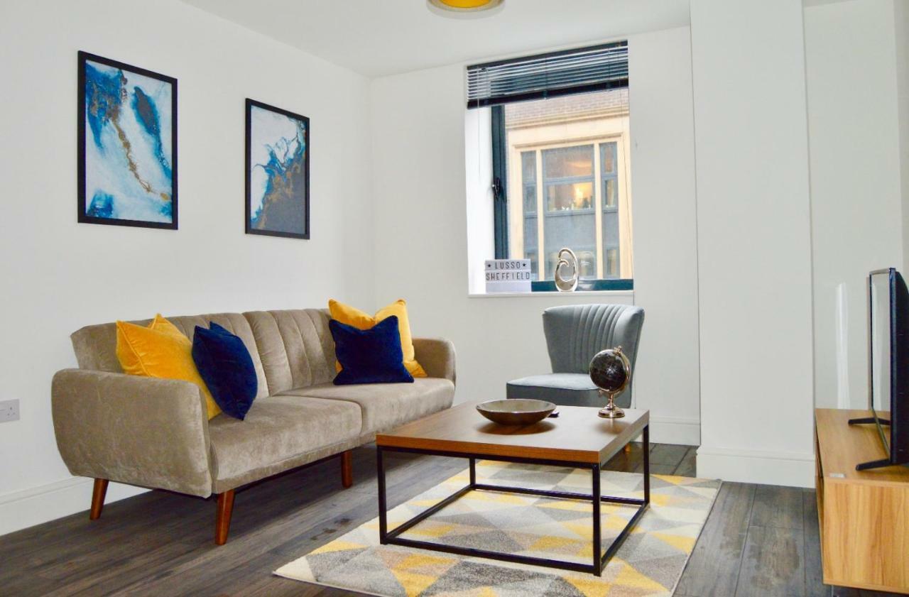 Qh31 - City Centre Location With 2 Double Bedrooms Sleeping Up To 4 People - Spacious Work Or Leisure Apartment Sheffield Buitenkant foto