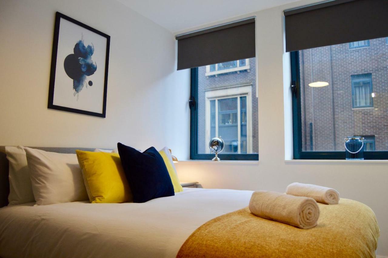 Qh31 - City Centre Location With 2 Double Bedrooms Sleeping Up To 4 People - Spacious Work Or Leisure Apartment Sheffield Buitenkant foto